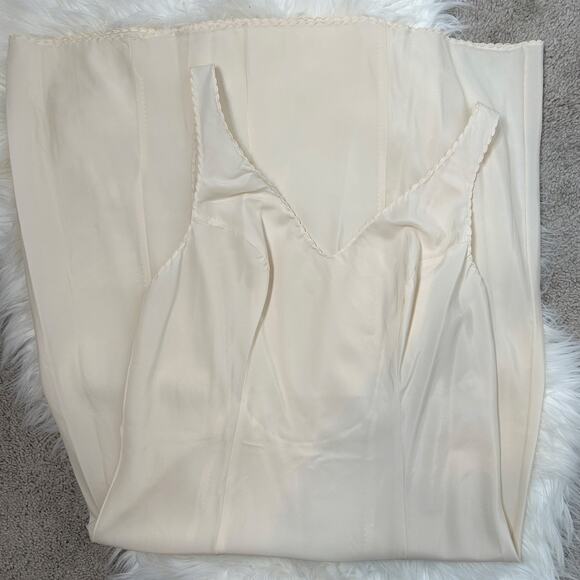 LORD & TAYLOR Vintage Slip Womens Sz Small Wonder Maid Fine Lingerie Union Label - Picture 2 of 12